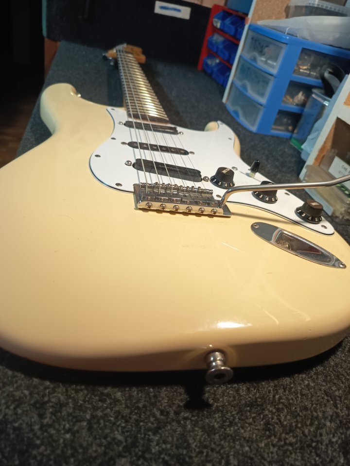 Strato 70's Reissue (Japan 1989) de segunda mano · Foto 1 de 10 · Madrid · 750 €