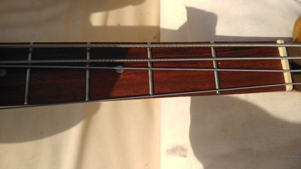 Squier Jazz Bass Korea Cuerpo Aliso de segunda mano · Foto 8 de 8 · Valencia · 400 €