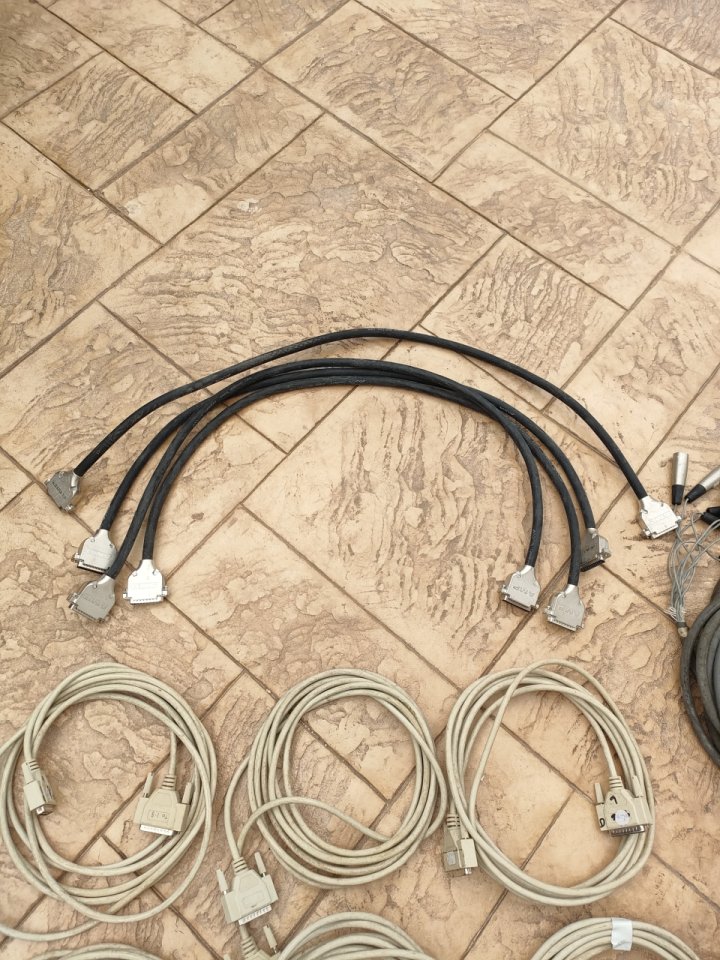 Pack de cables varios (D-sub 25)
