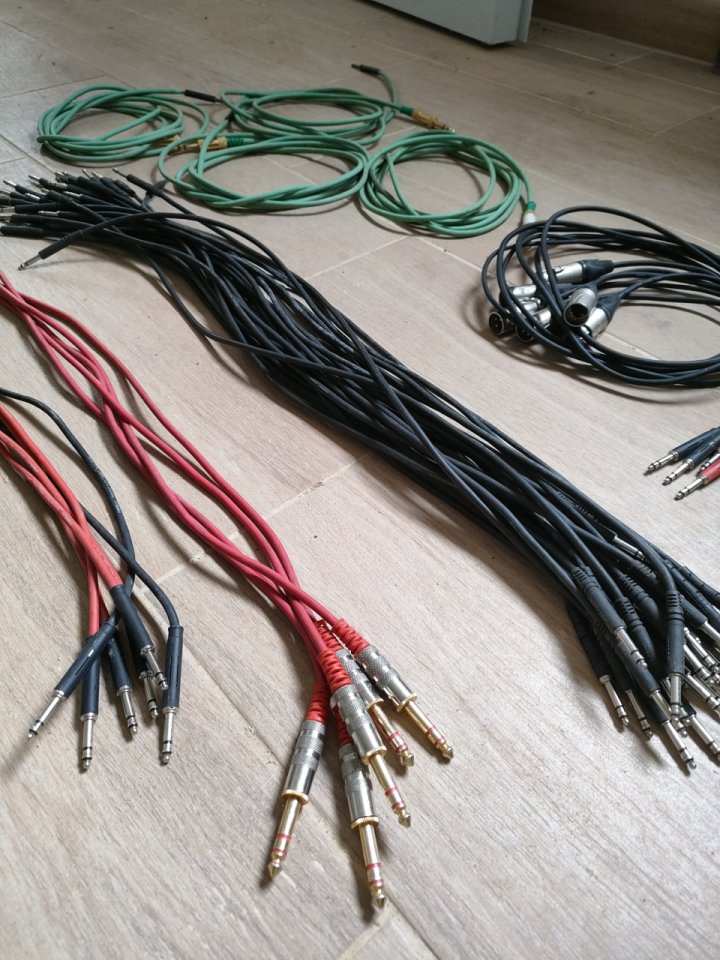 Cables BANTAM (50 unidades aprox) Mogami, Rean...
