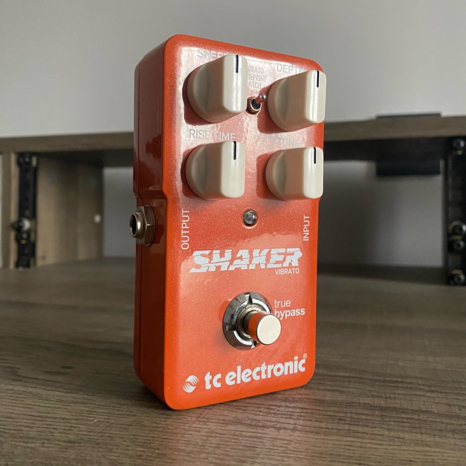 TC Electronic Shaker Vibrato de segunda mano · Foto 1 de 4 · Madrid · 50 €