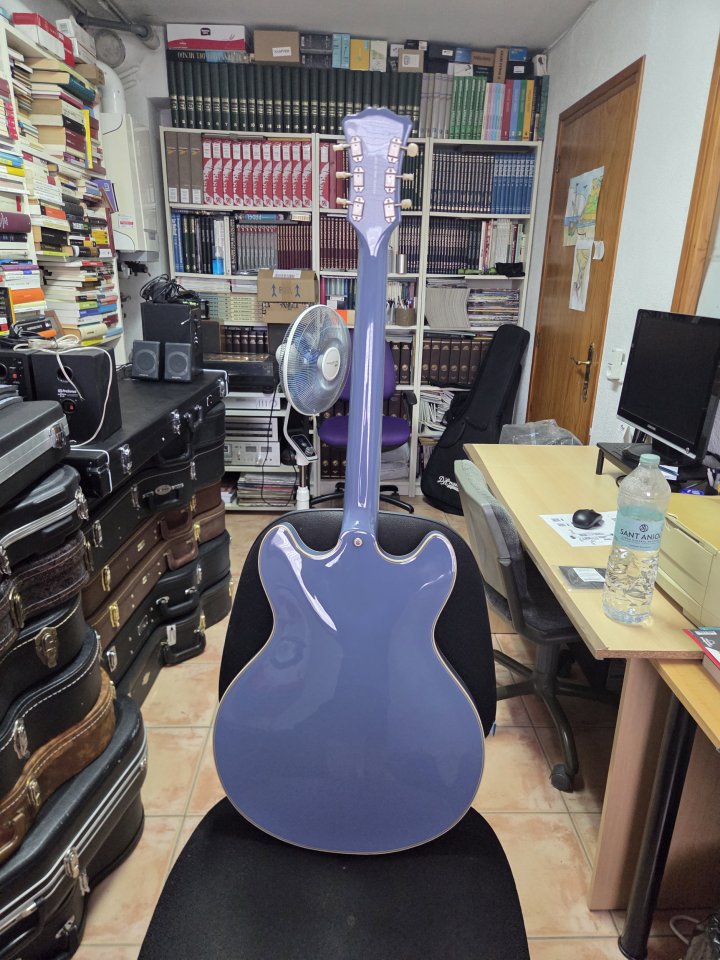 D'Angelico Excel DC Tour Slate Blue (IMPECABLE, como nueva) - Por Gibson SG de segunda mano · Foto 4 de 4 · Barcelona