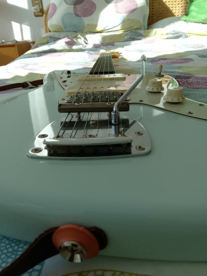 Squier Jazzmaster V M Rosewood Fretboard Sonic Blue SD Antiquity II