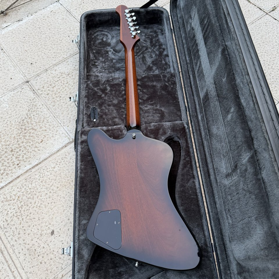 Gibson Firebird Studio T de segunda mano · Foto 5 de 6 · Madrid · 1600 €