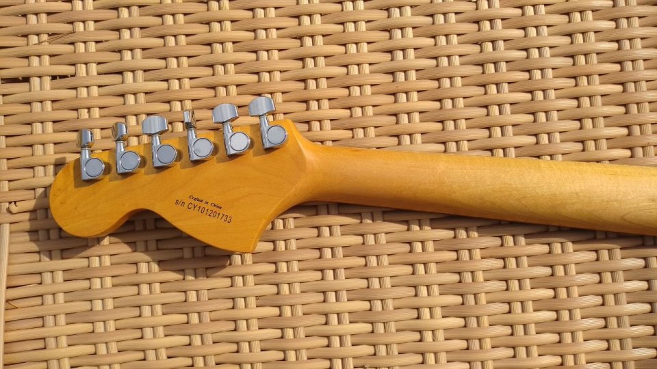 Squier JAGMASTER Vintage Modified cuerpo Aliso de segunda mano · Foto 5 de 8 · Valencia · 330 €