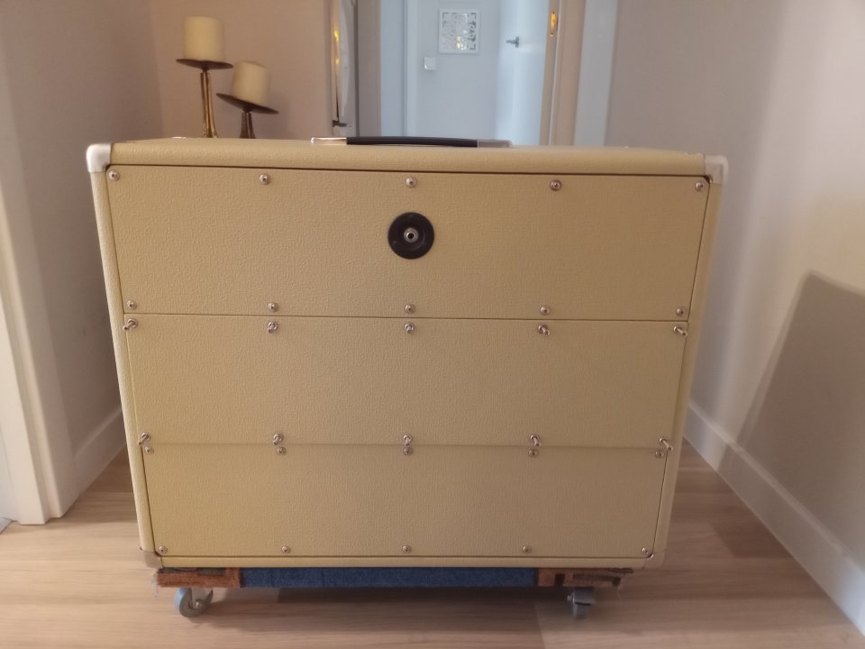 TAD 2x12 con Fender logo con Celestion V30s