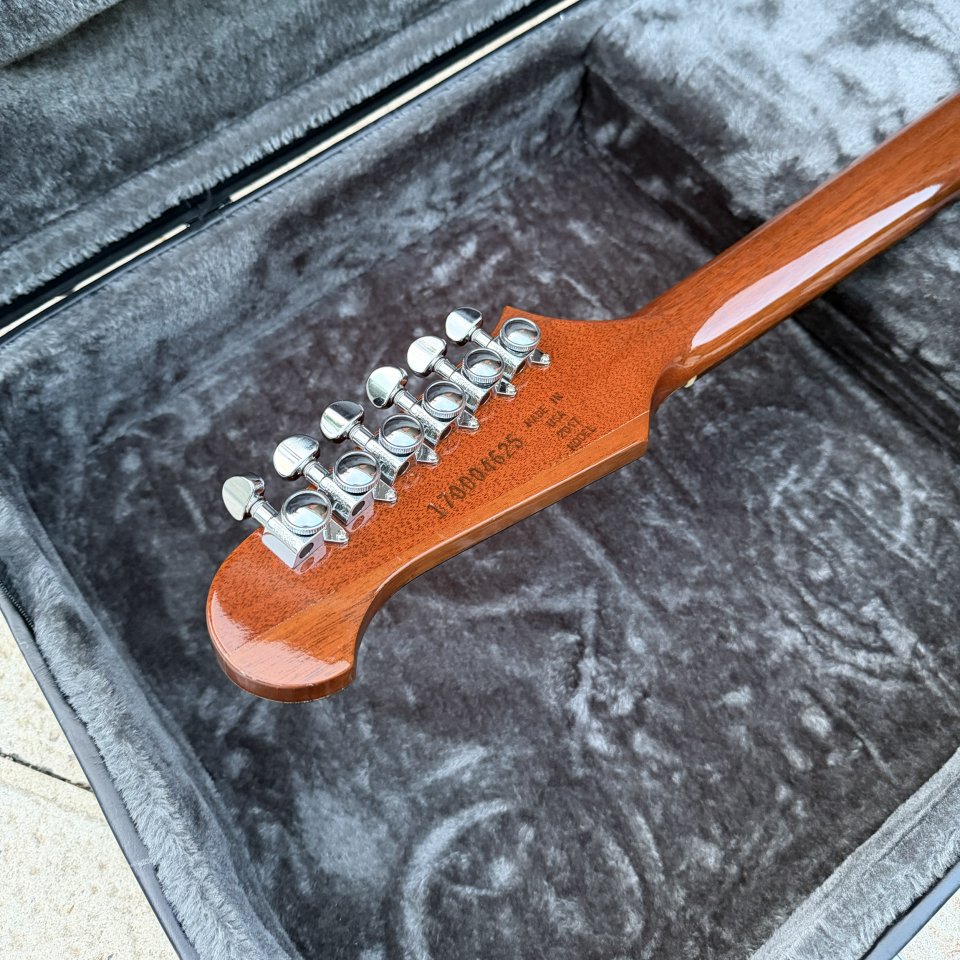 Gibson Firebird Studio T de segunda mano · Foto 6 de 6 · Madrid · 1600 €