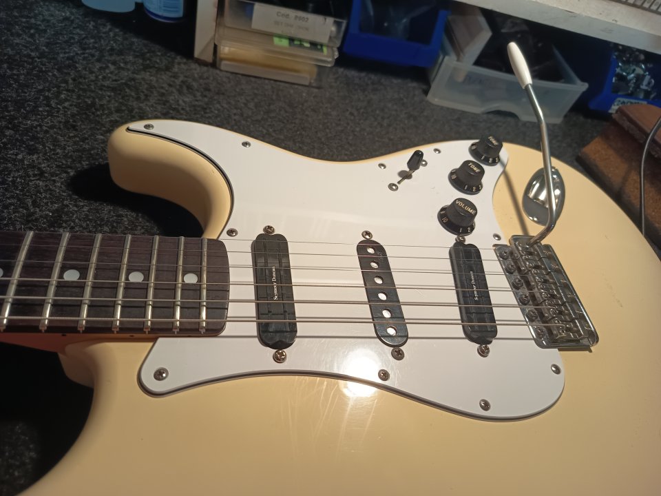 Strato 70's Reissue (Japan 1989) de segunda mano · Foto 7 de 10 · Madrid · 750 €