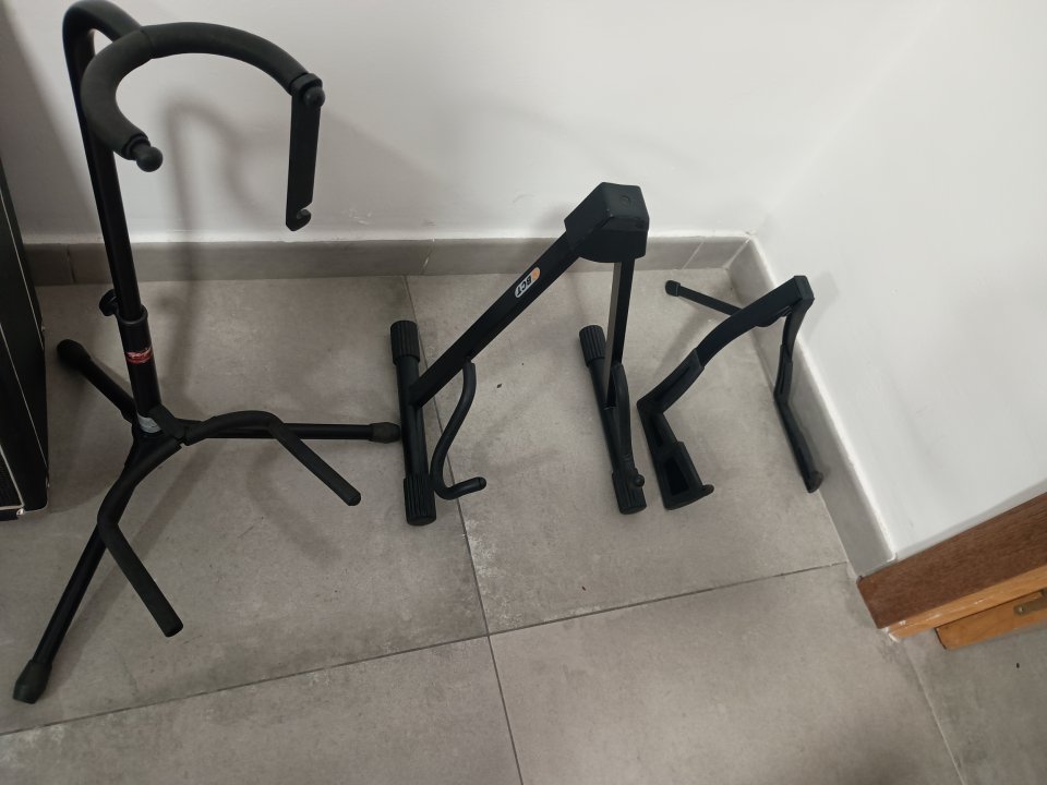 3 soportes de guitarra