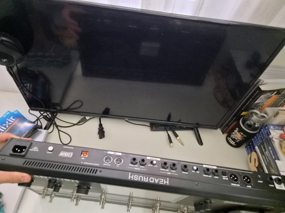 Pedalera Headrush Pedalboard negociable de segunda mano · Foto 7 de 9 · Palencia · 485 €