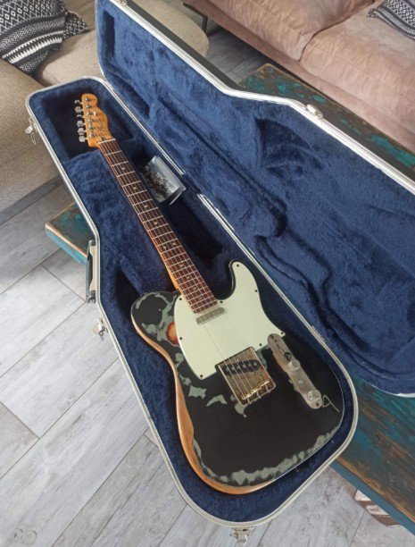 Cuerpo y piezas sacados de una Fender Telecaster Joe Strummer de segunda mano · Foto 4 de 4 · Valencia · 300 €
