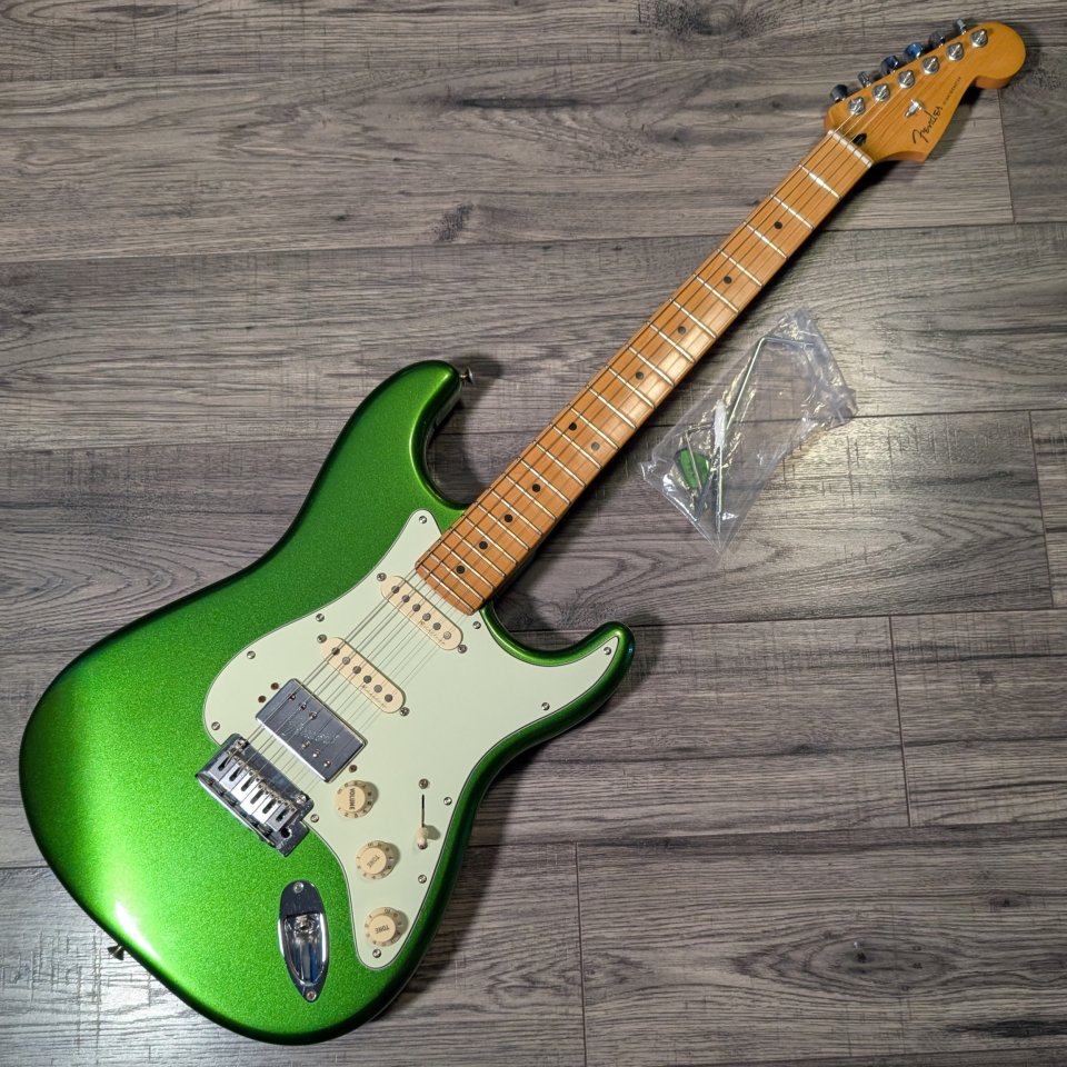 Fender 75th Anniversary Player Plus Stratocaster Cosmic Jade de segunda mano · Foto 1 de 7 · SC Tenerife · 575 €