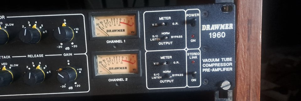 Drawmer 1960 Vacuum tube compresor - Pre amp de segunda mano · Foto 2 de 2 · Alicante · 2400 €
