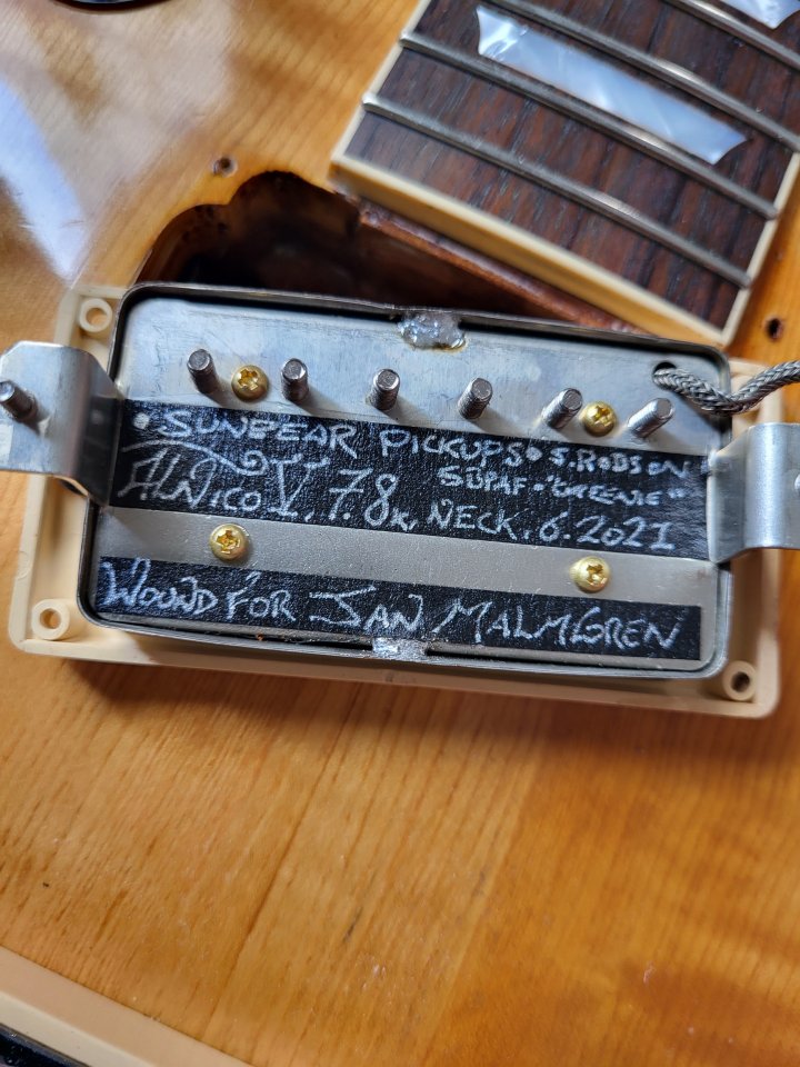 O cambio: (3,6kg) Les Paul 58' con T-Top original 60's. de segunda mano · Foto 2 de 2 · Madrid · 4000 €