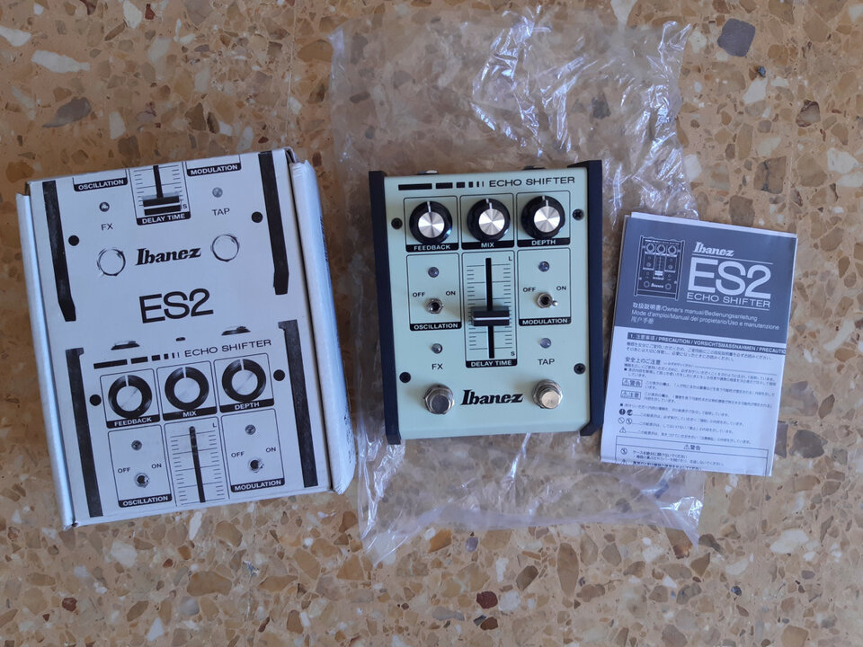 Ibanez ES2 Echo Shifter Analog Delay