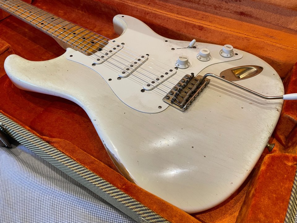 Fender Stratocaster Custom Shop ’57 Relic Blonde – 2,9 kg