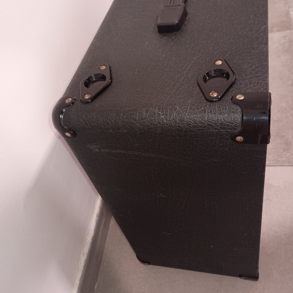Marshall vs12 pantalla 1x12 de segunda mano · Foto 6 de 8 · Málaga · 200 €