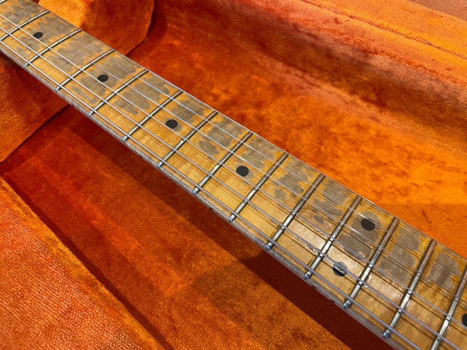 Fender Stratocaster Custom Shop ’57 Relic Blonde – 2,9 kg