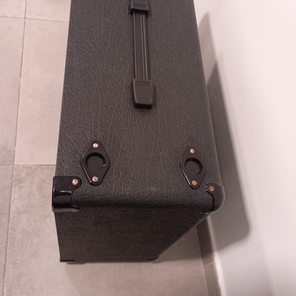 Marshall vs12 pantalla 1x12 de segunda mano · Foto 7 de 8 · Málaga · 200 €