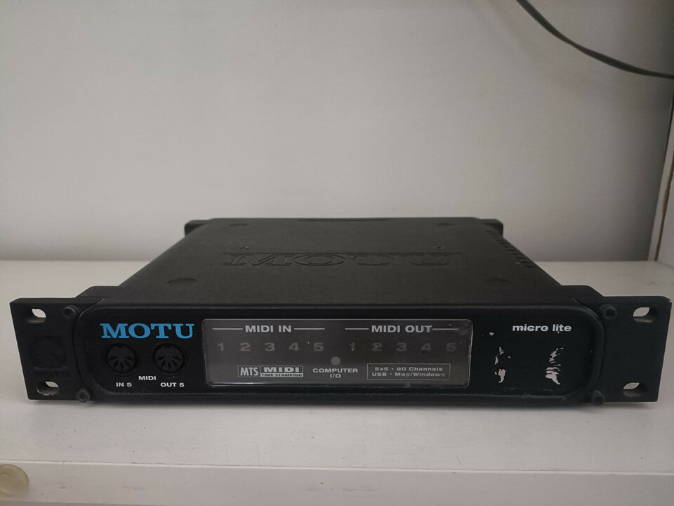 Motu Micro Lite