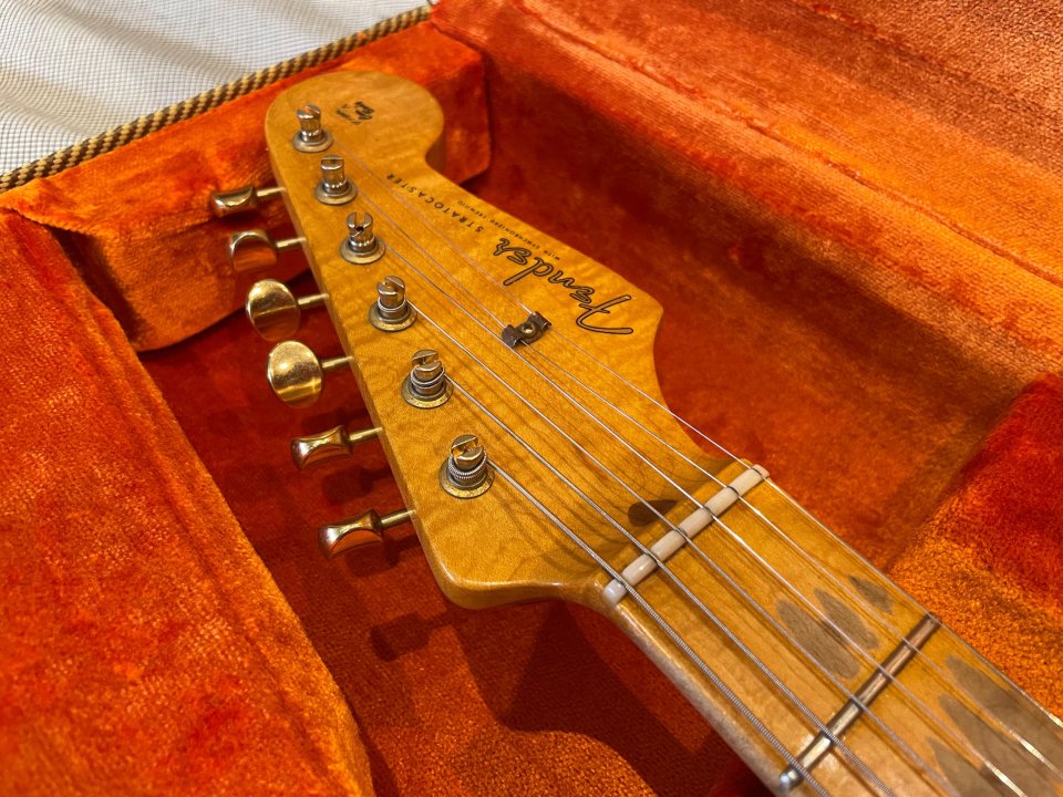 Fender Stratocaster Custom Shop ’57 Relic Blonde – 2,9 kg