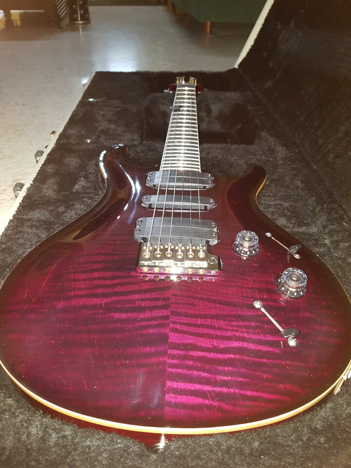 Prs 513 25th anniversary Angry Larry