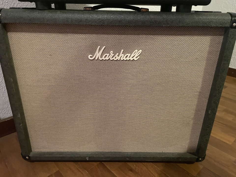 VICTORY V130 SUPER COUNTESS + PANTALLA MARSHALL 2x12