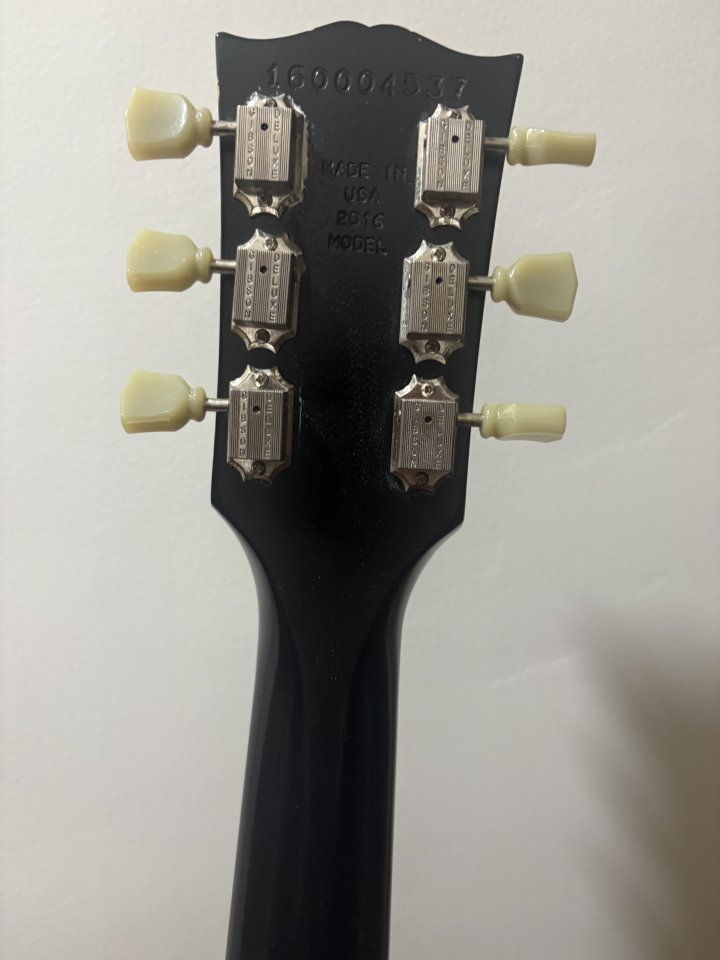 Gibson les paul tribute 50s