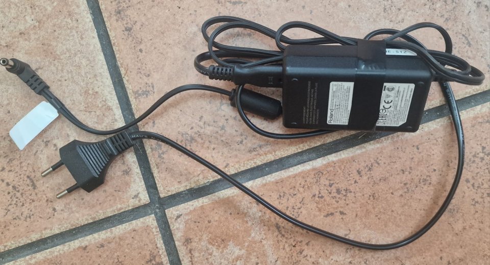 Amplificador BOSS CUBE STREET-2 de segunda mano · Foto 5 de 5 · Navarra · 300 €