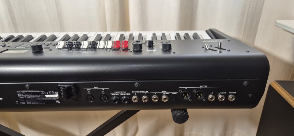 Yamaha YC 73 + funda original. de segunda mano · Foto 3 de 7 · Valencia · 1700 €