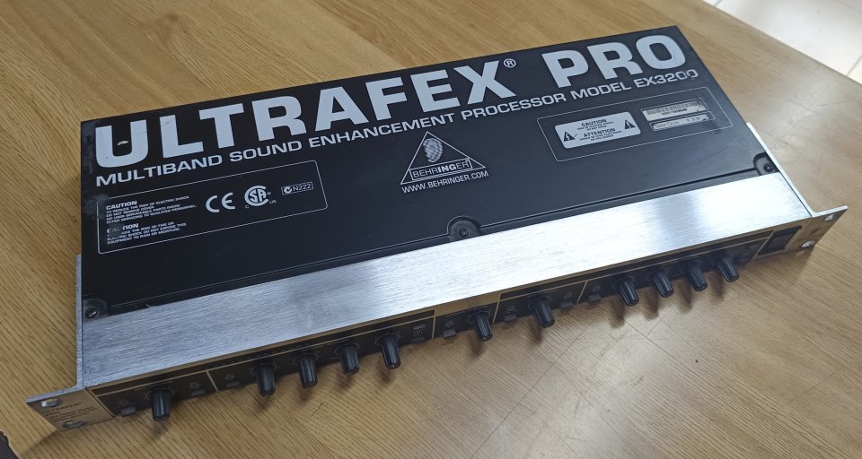 Behringer ULTRAFEX PRO mod EX3200