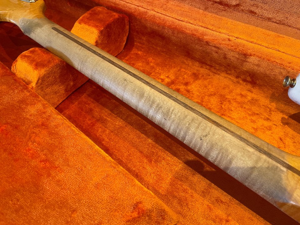 Fender Stratocaster Custom Shop ’57 Relic Blonde – 2,9 kg