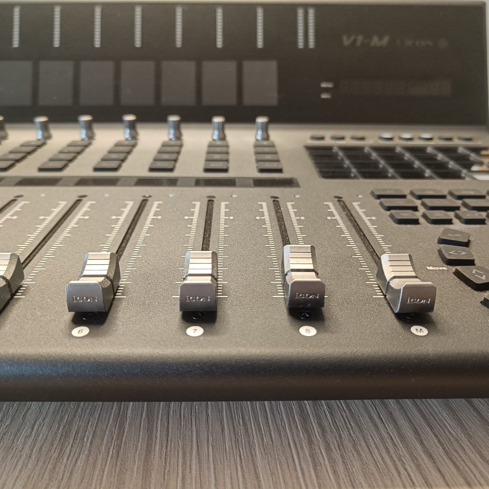 Controladora Icon V1-M Controladora Dawn