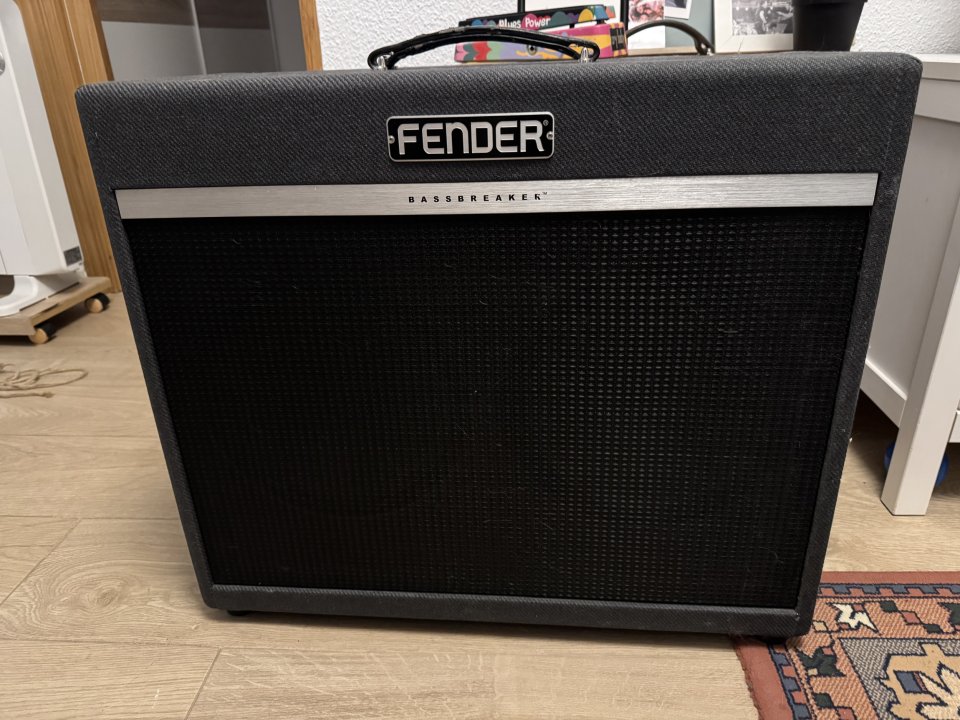 Pantalla Fender Bassbreaker 2x12 con Celestion G12H 55