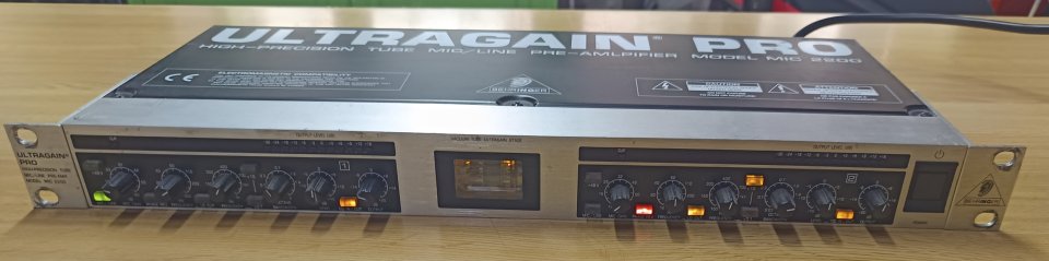 Behringer ULTRAGAIN PRO mod MIC 2200