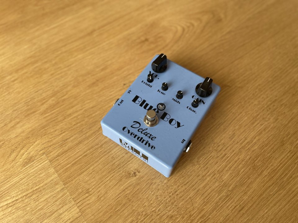 MI Audio Blue Boy Deluxe Overdrive v2 de segunda mano · Foto 3 de 5 · Madrid · 145 €