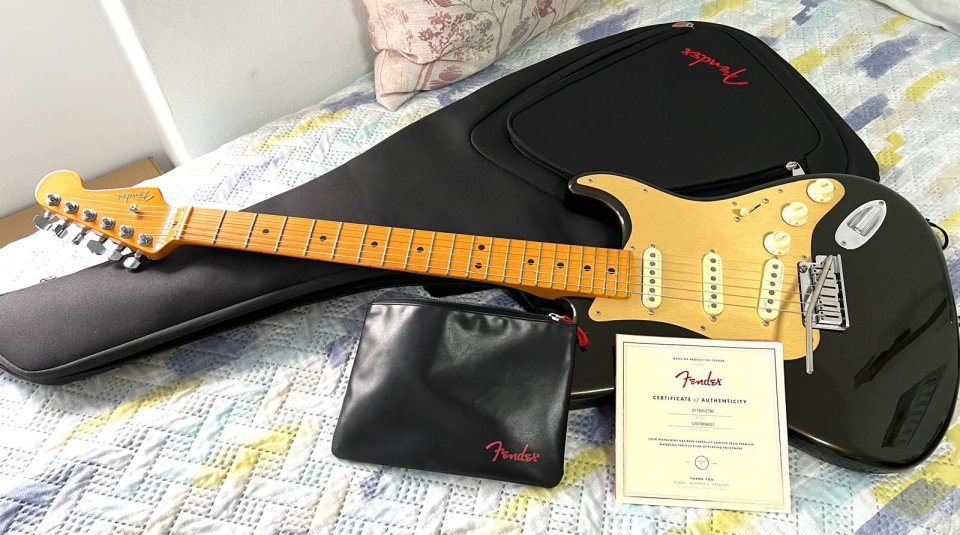 Fender Stratocaster American Ultra 2023 Texas Tea