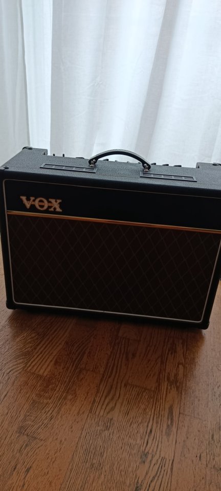 VOX AC15 C1 de segunda mano · Foto 2 de 9 · Girona · 600 €