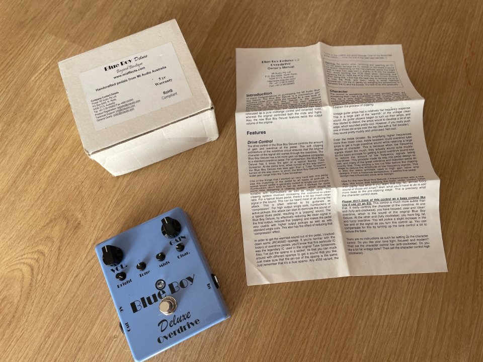 MI Audio Blue Boy Deluxe Overdrive v2 de segunda mano · Foto 5 de 5 · Madrid · 145 €