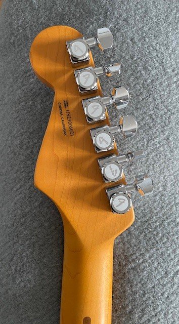Fender Stratocaster American Ultra 2023 Texas Tea