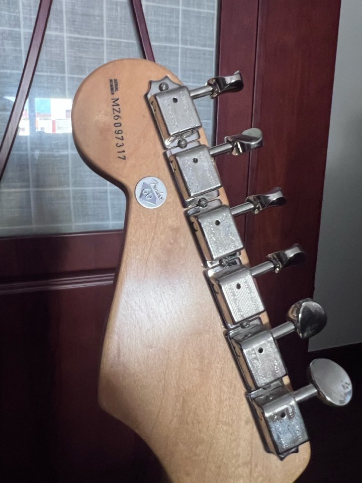Fender Stratocaster de segunda mano · Foto 4 de 10 · Bizkaia · 550 €