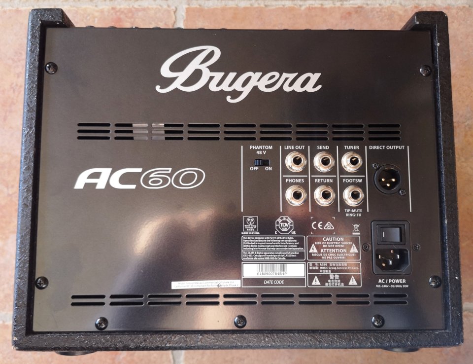 Bugera AC 60, amplificador para guitarra acústica y voz
