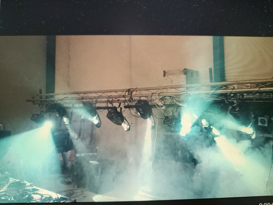 Scaner moviles  TS-255 + mesa DMX  Pilot -2000