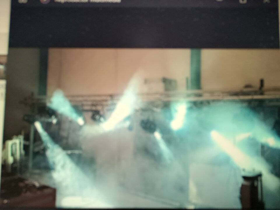 Scaner moviles  TS-255 + mesa DMX  Pilot -2000