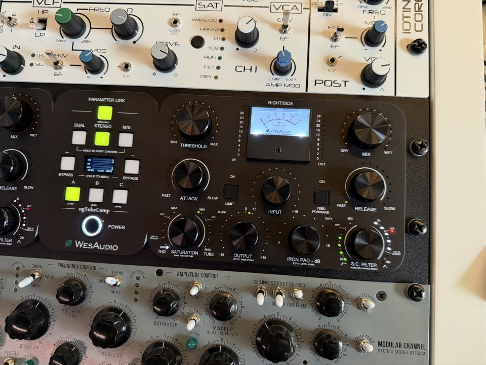 WesAudio ngTubeComp. Compresor vari-mu a válvulas + recall digital, mint. de segunda mano · Foto 2 de 5 · Araba · 4300 €