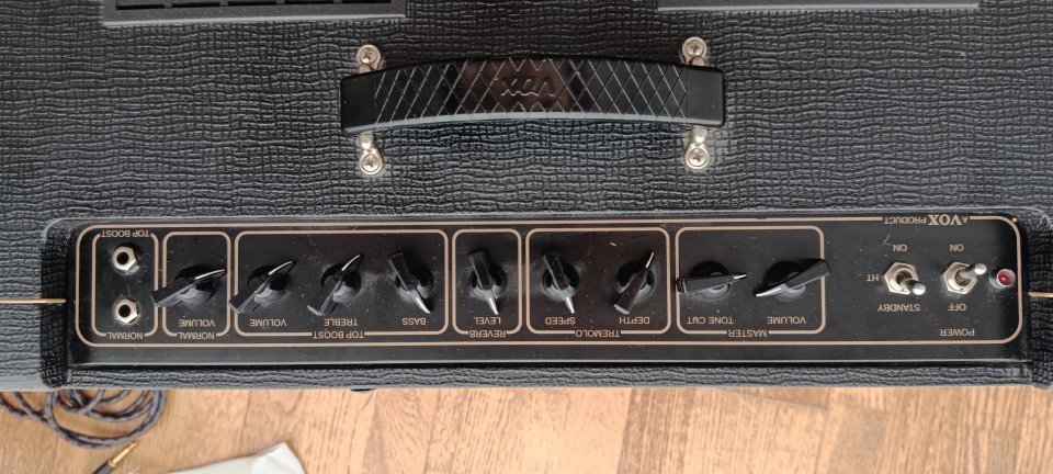 VOX AC15 C1 de segunda mano · Foto 7 de 9 · Girona · 600 €