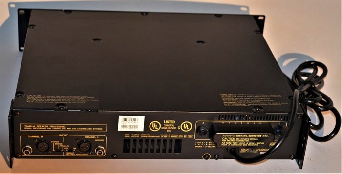 Conjunto pareja altavoces y etapa de potencia amplificadora 1000W+1000 RMS de segunda mano · Foto 7 de 9 · Cantabria · 2250 €