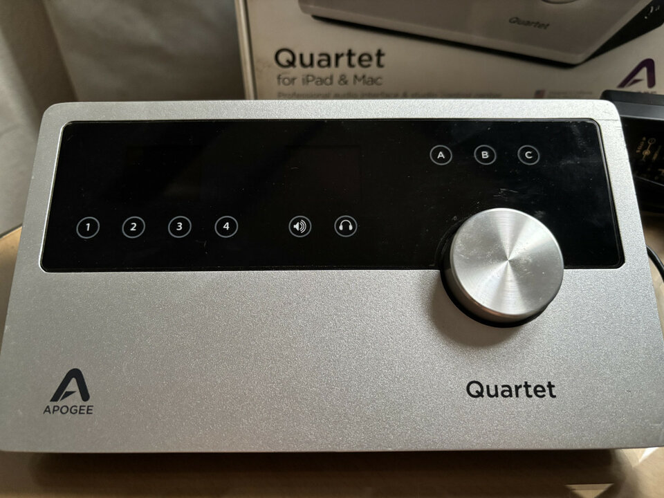 Apogee Quartet