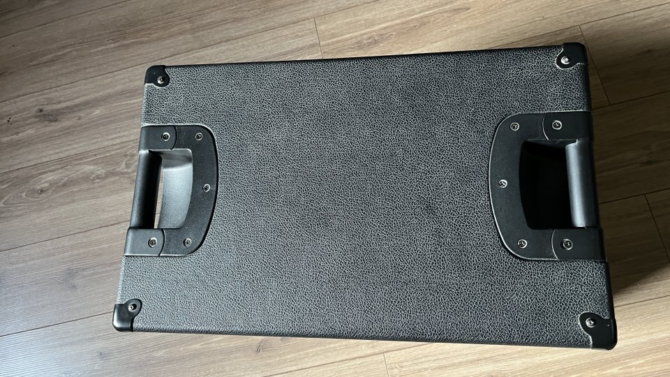 Pantalla Activa Laney LFR-112 FRFR de segunda mano · Foto 2 de 6 · Girona · 300 €