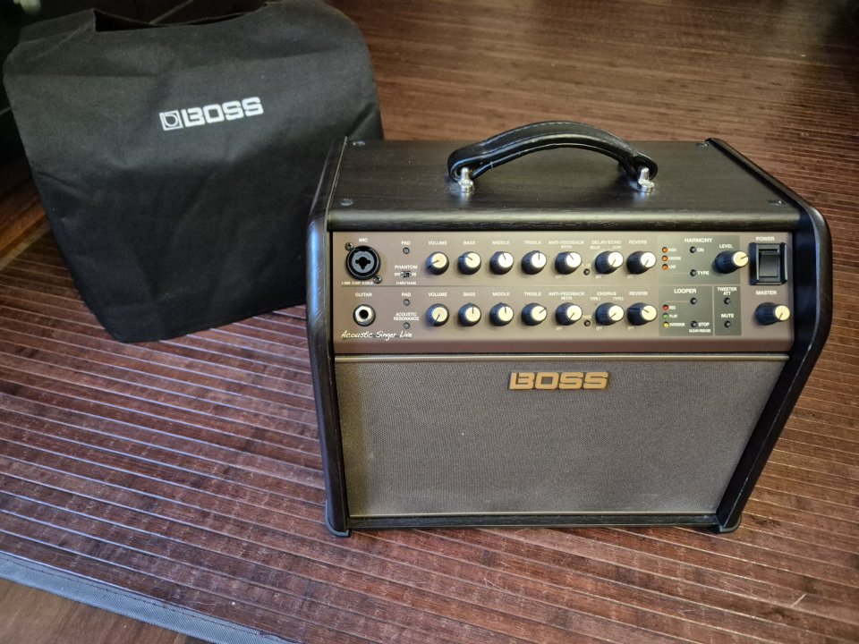 Amplificador Acústica BOSS Singer Live